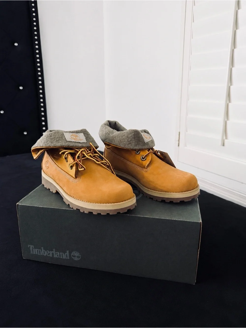 Timberland Juniors Wheat Nubuck Fold-Over Collar Boots